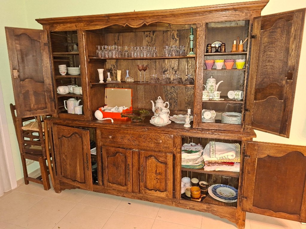 Buffet en chêne massif, Maison & Meubles, Armoires | Buffets, Comme neuf, 200 cm ou plus, 200 cm ou plus, 25 à 50 cm, Avec tiroir(s)