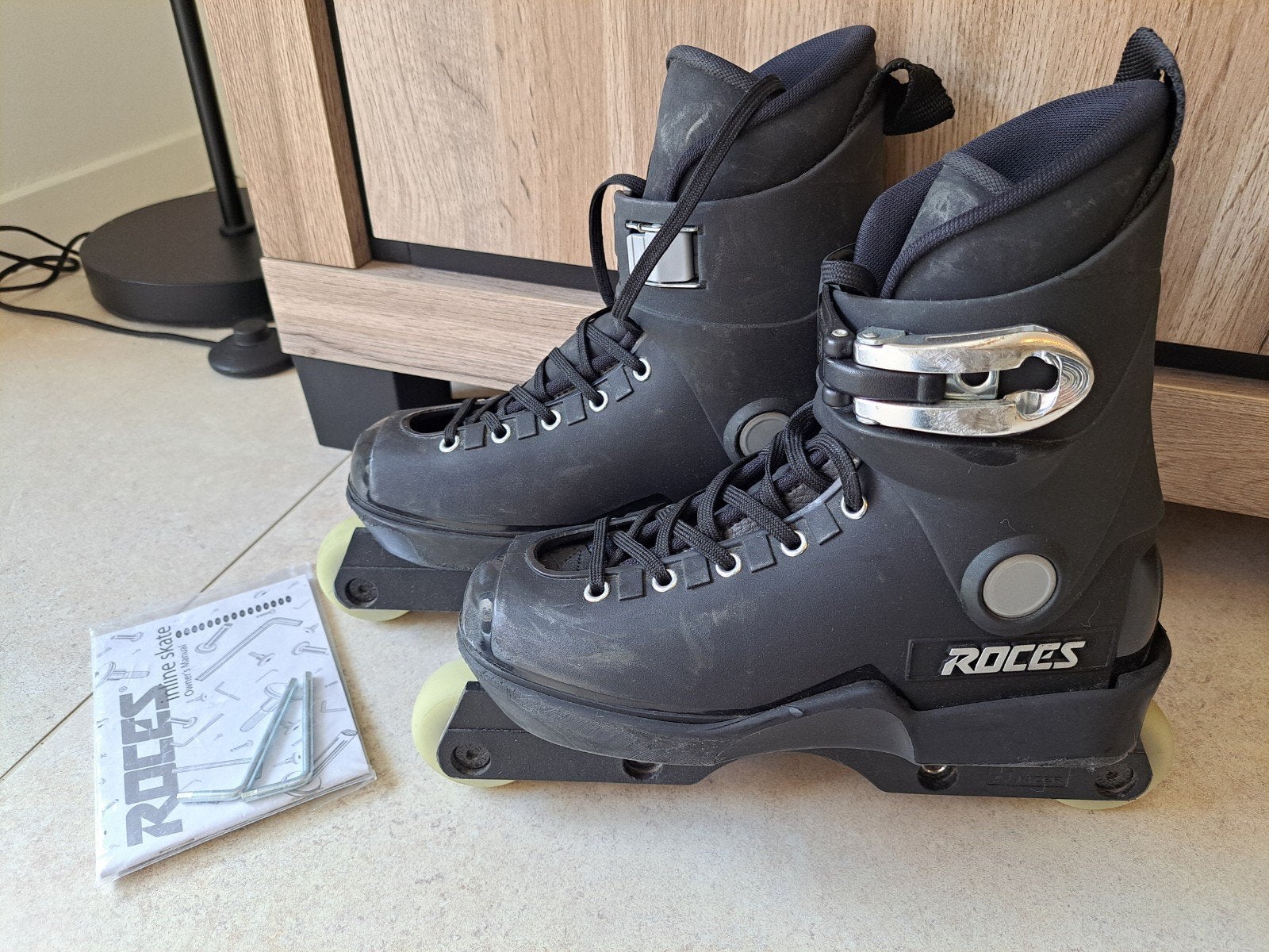 Stuntskates/Aggressive skates maat 36 Roces, Enlèvement ou Envoi
