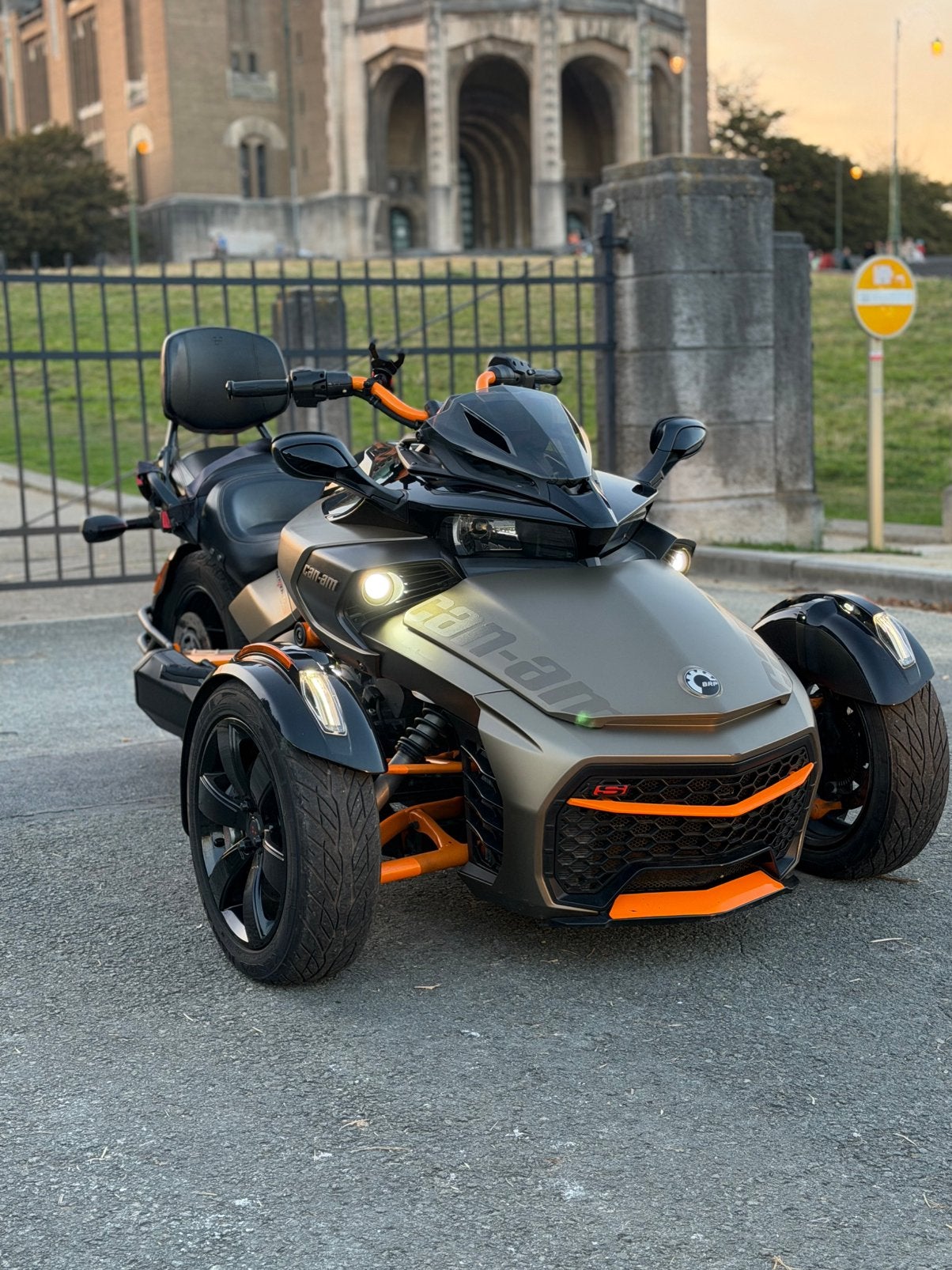Can am, 3 cylindres