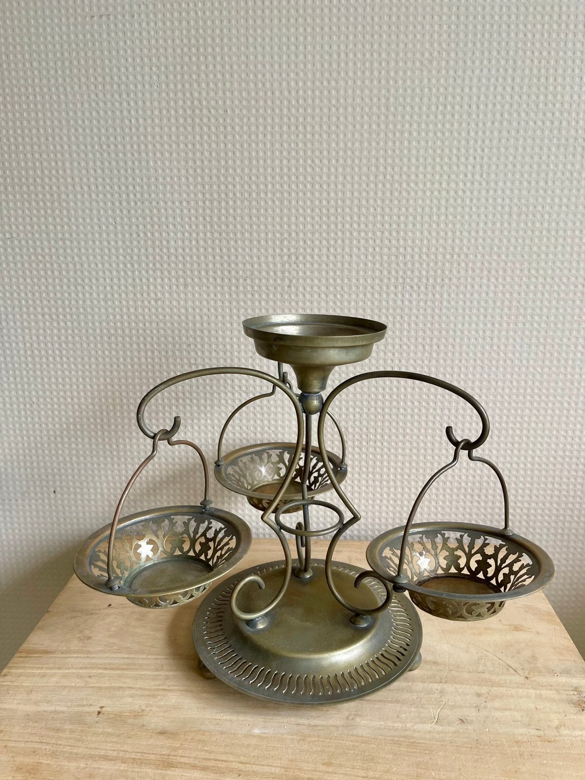 Assiette de service ou centre de table vintage, Antiquités & Art, Enlèvement ou Envoi