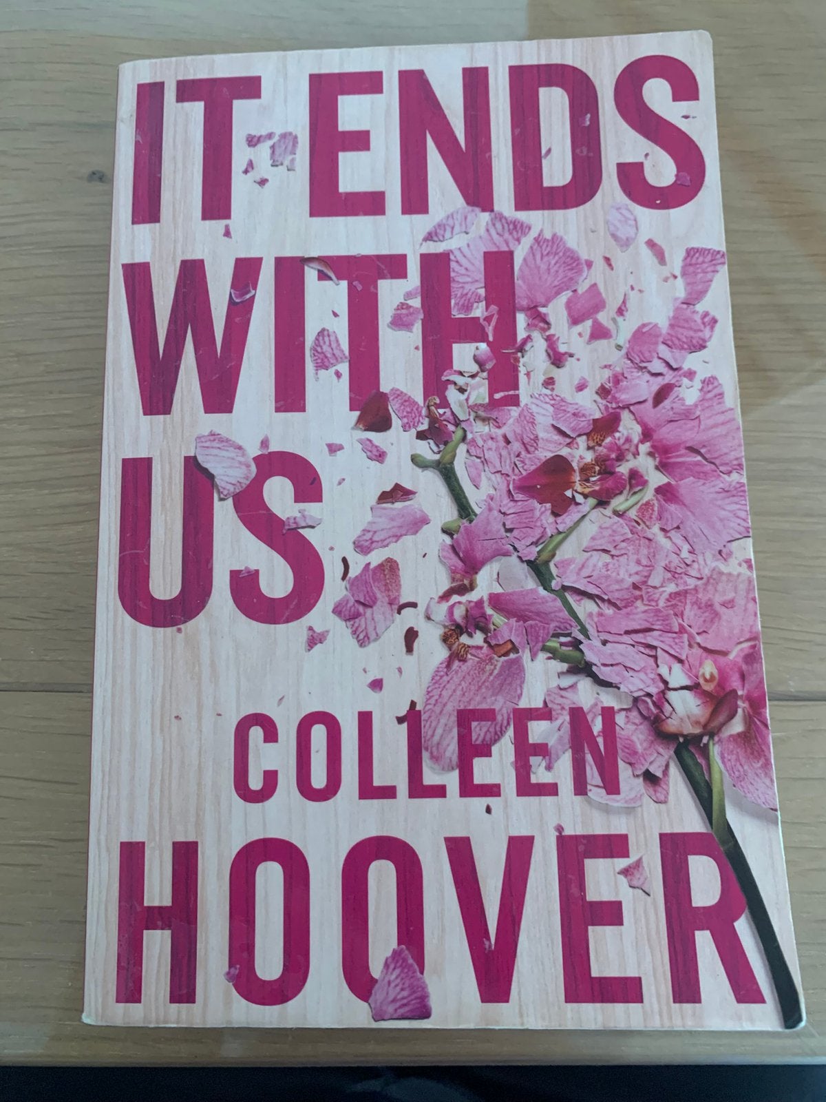 Colleen Hoover - IT ENDS WITH US, Boeken, Chicklit, Ophalen of Verzenden, Colleen Hoover