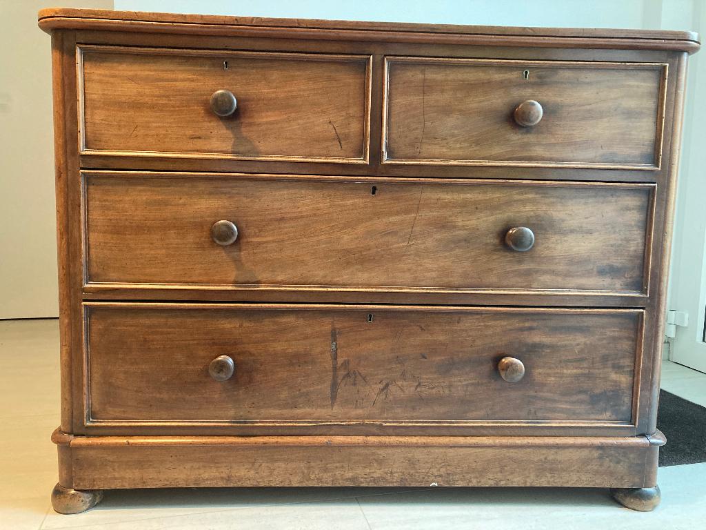 Engelse mahonie commode, Antiek en Kunst, Ophalen