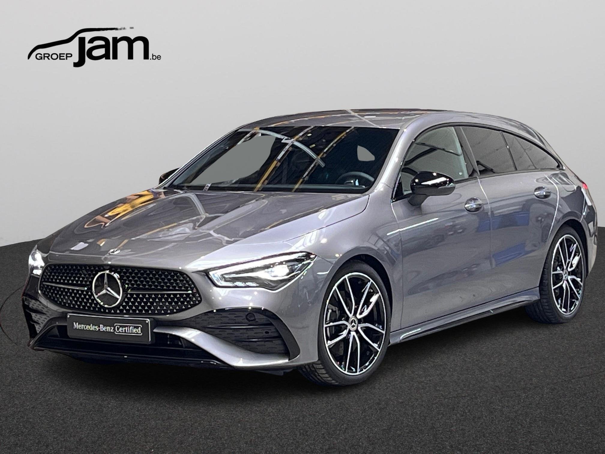 Mercedes-Benz CLA-klasse Shooting Brake 200 AMG Line, Auto's, Mercedes-Benz, CLA, Stof, 4 cilinders, 120 kW