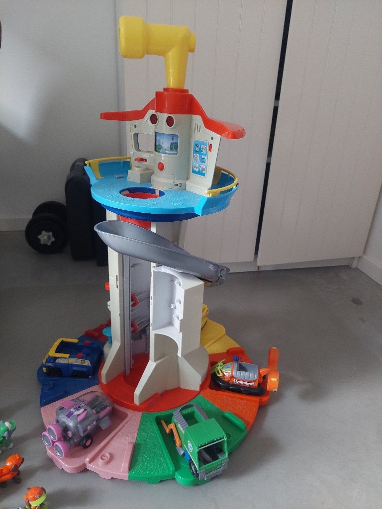 PAW PATROL toren, Kinderen en Baby's, Ophalen, Zo goed als nieuw