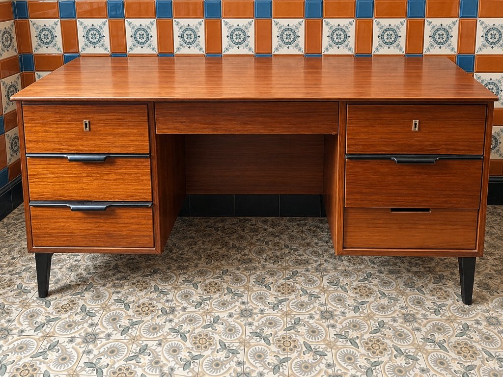 Bureau Mid Century, Ophalen