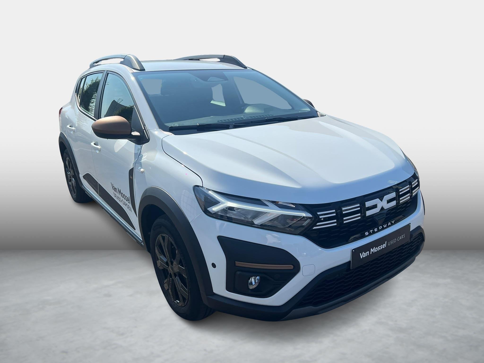 Dacia Sandero TCe 110 Stepway Extreme, Voorwielaandrijving, Stof, Gebruikt, Wit