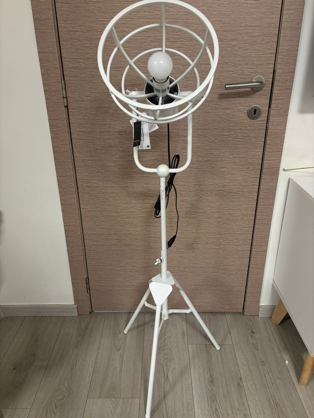 Lampe Trepied neuf, Enlèvement ou Envoi, Comme neuf
