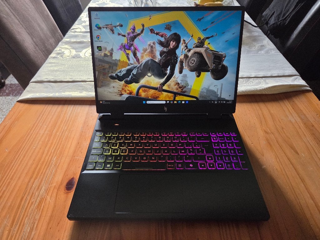 Gaming | RTX 4060 140W | Ryzen 7 | 180Hz | GARANTIE  08/2027, 16 pouces, 4 Ghz ou plus, Enlèvement, Gaming