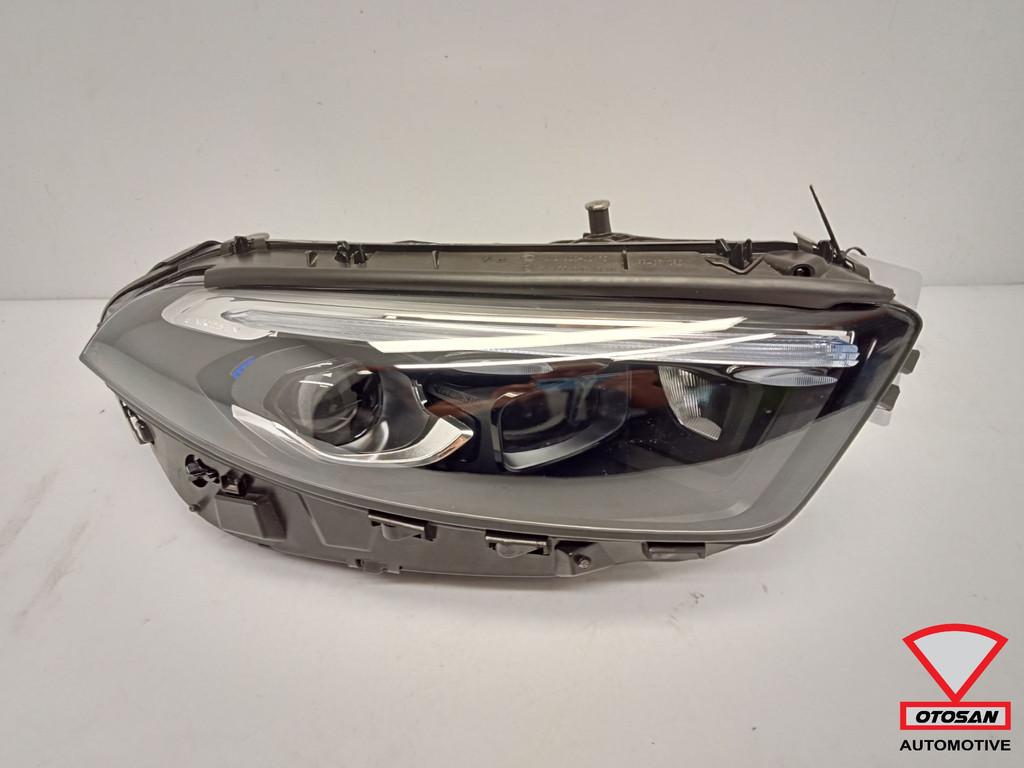 Phares avant multifaisceaux LED Mercedes A W177 Facelift R A, Mercedes-Benz AG, Mercedes-Benz, Utilisé, Mercedesstrasse 120
70372  Stuttgart, DE