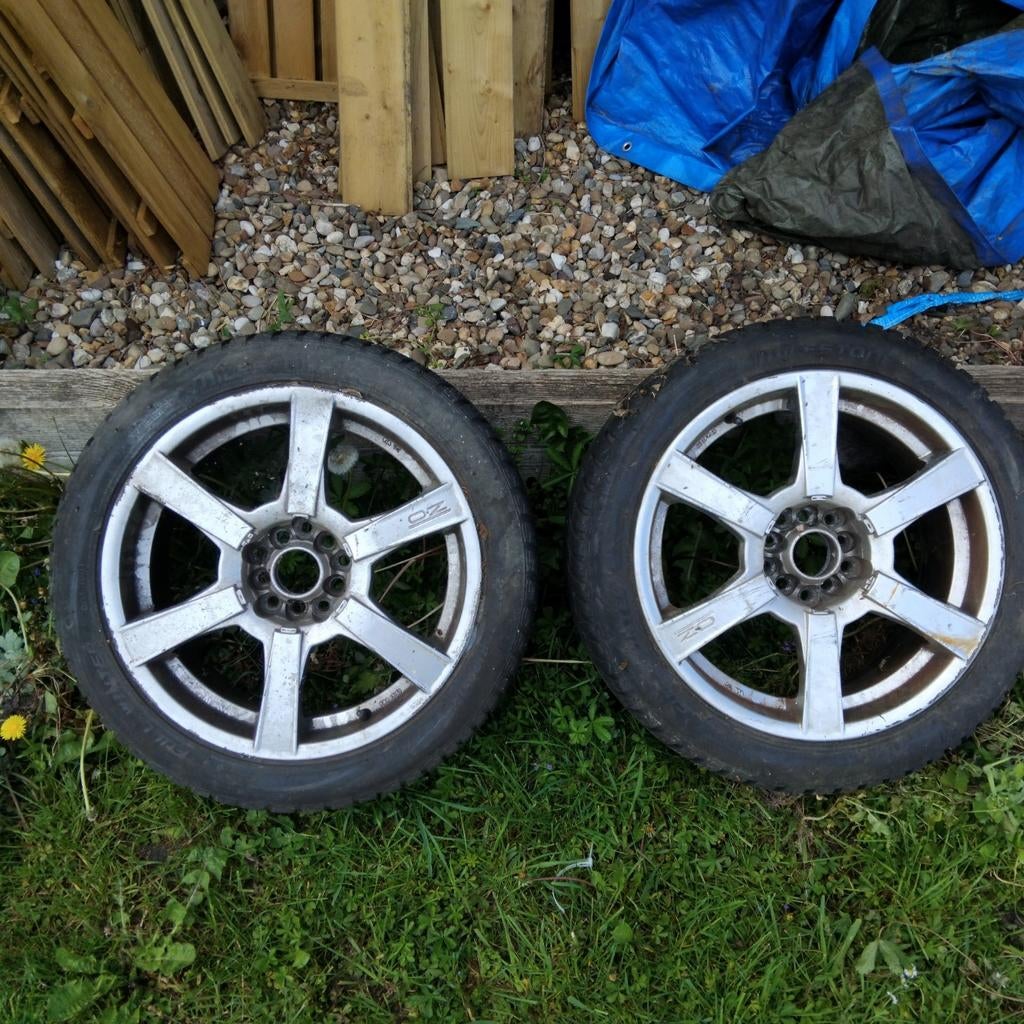 Jantes a refaire avec pneus hiver quasiment neuf, Autos : Pièces & Accessoires, Pneu(s)