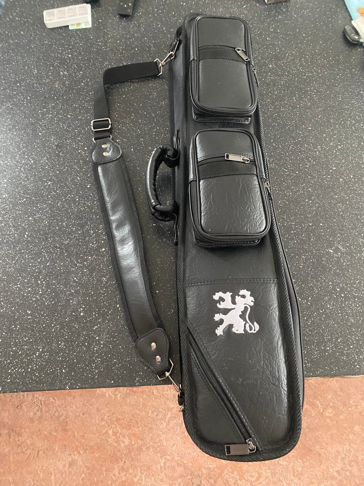Sac de billard, Enlèvement, Comme neuf
