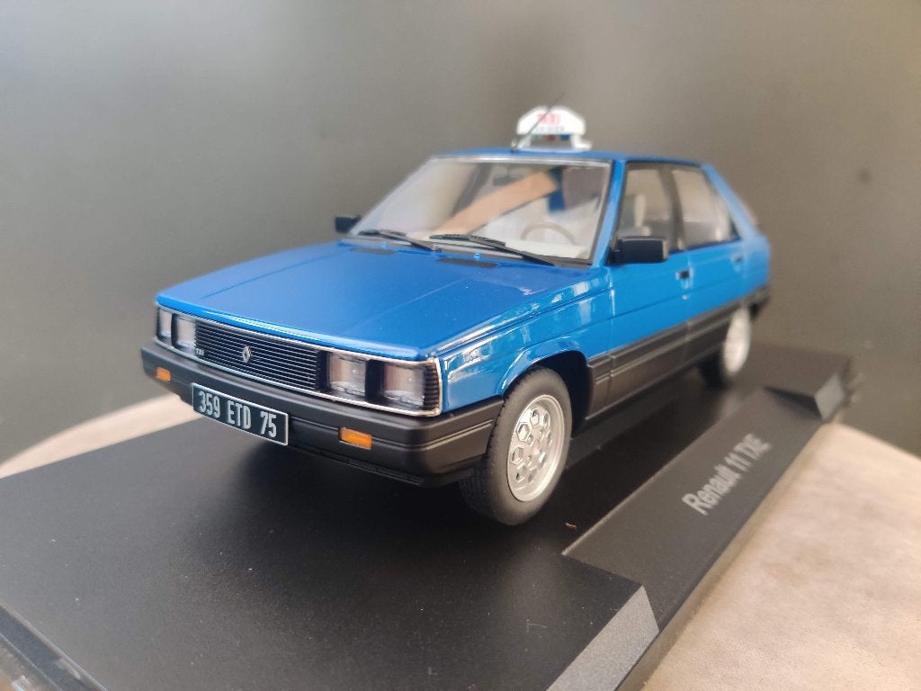 Renault 11 TXE MCG 1/18 (James Bond "A View To A Kill")., Enlèvement ou Envoi, Neuf, Voiture, Autres marques