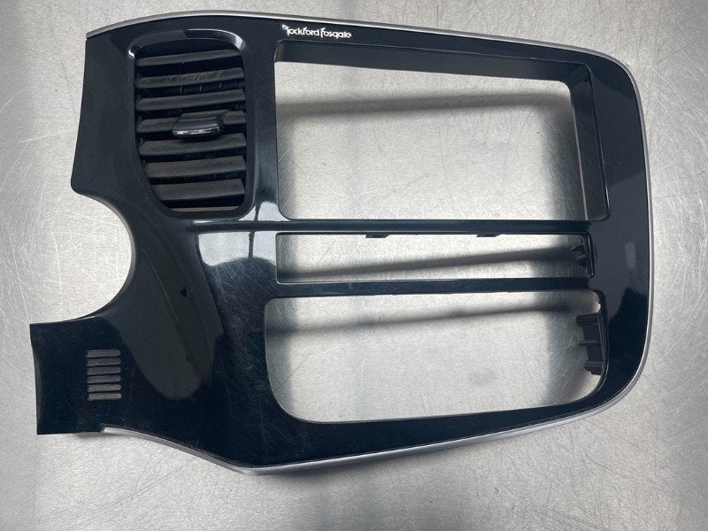 DIVERS Radio omlijsting Outlander (GF / GG) (|8002B294|), Utilisé, Mitsubishi