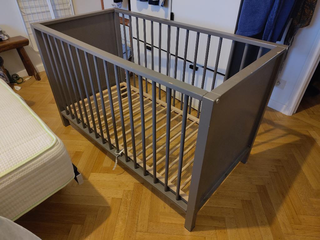 Lit pour enfant 120 par 60 avec matelas Aerosleep Ecolution, Enlèvement ou Envoi, Utilisé, Lit