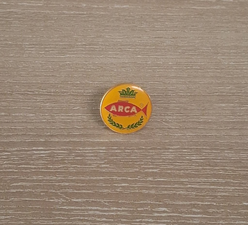 PIN -  ARCA - VIS - VISSEN - POISSON - HENGELSPORT, Verzenden, Gebruikt, Merk, Speldje of Pin