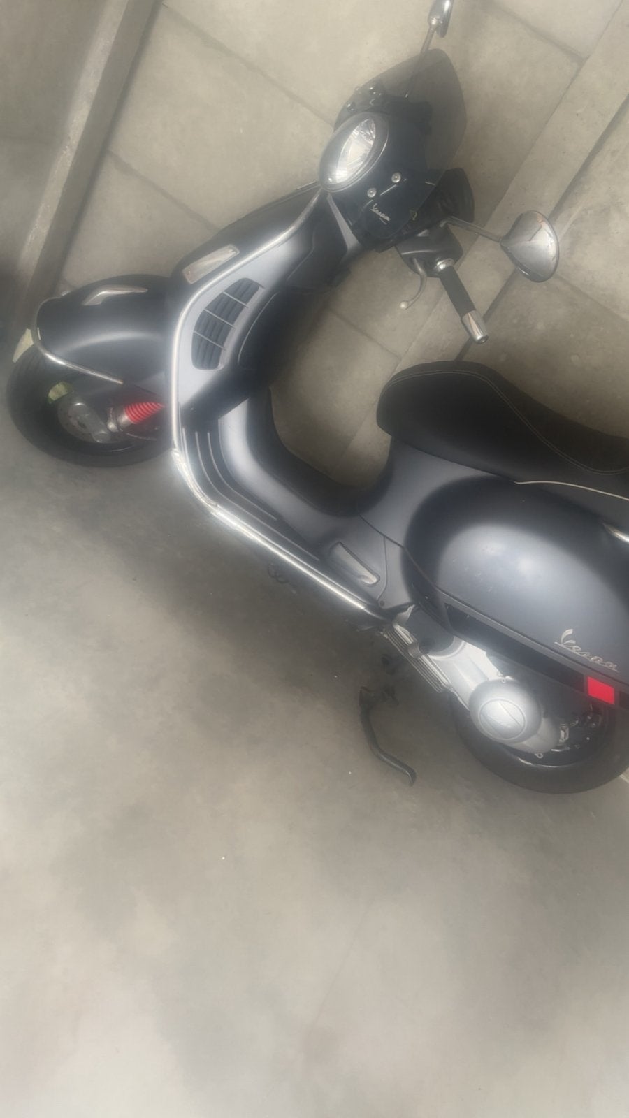 Vespa 300cc, Ophalen of Verzenden, Zo goed als nieuw