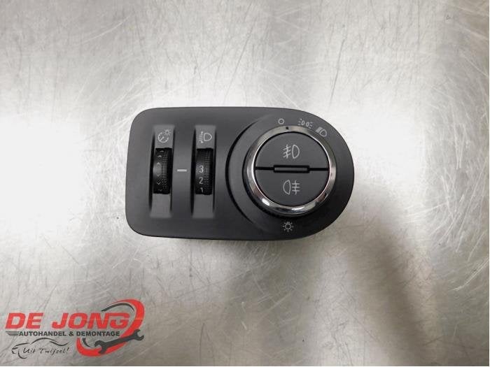 Commutateur lumière d'un Opel Zafira C, -, Opel, 3 mois de garantie, Utilisé