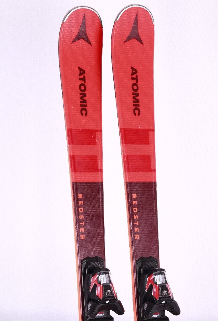 Skis ATOMIC REDSTER TI 2023 147 ; 154 cm, grip walk, titane, Carving, Skis, 140 à 160 cm, Utilisé