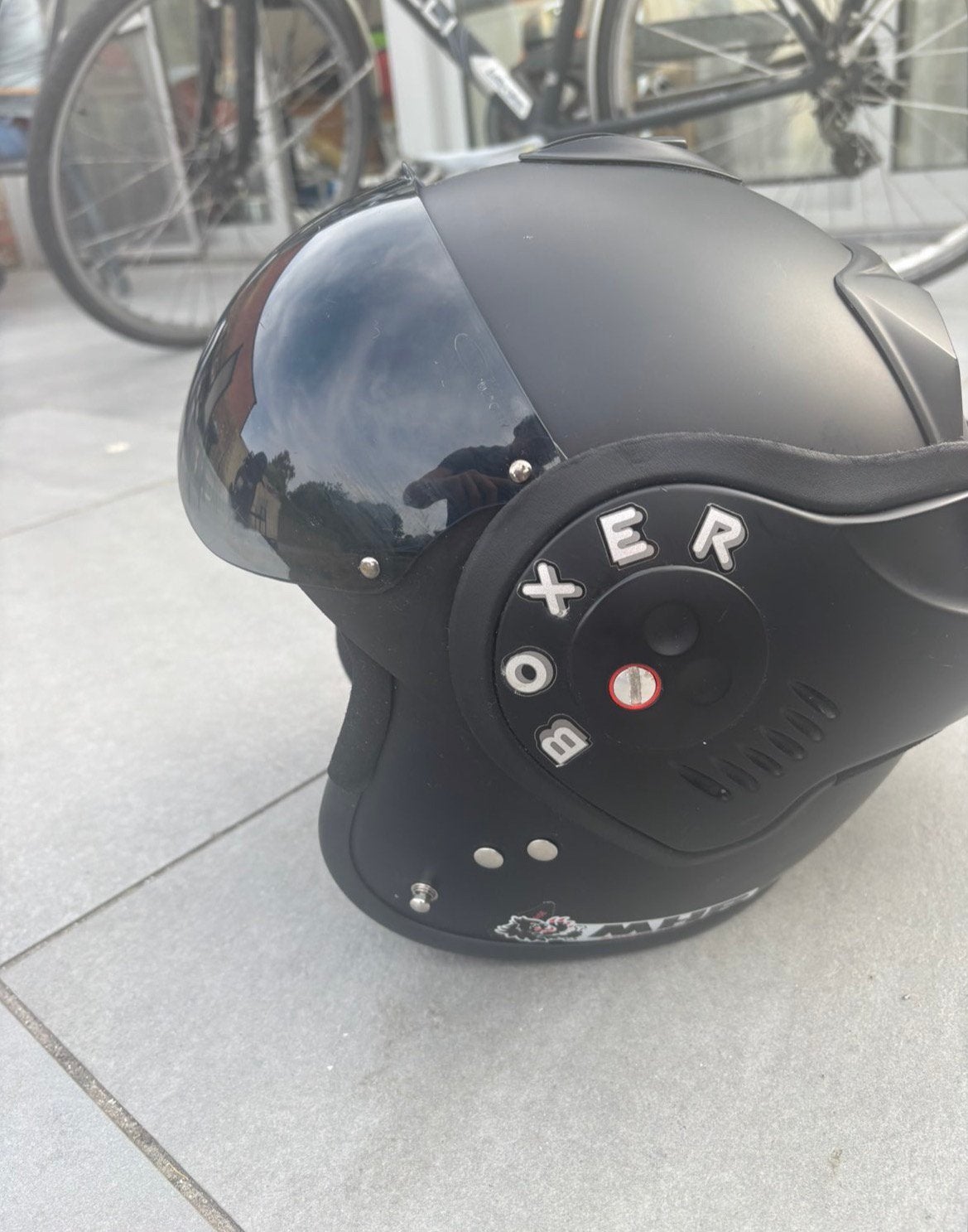 Boxer helm, Ophalen, Zo goed als nieuw