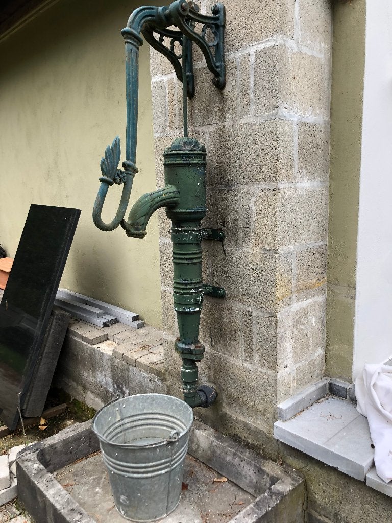 Handpomp in gietijzer, Tuin en Terras, Ophalen, Gebruikt