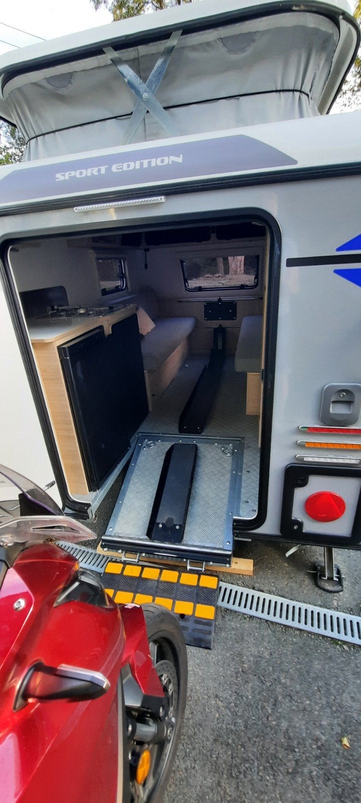 caravane Silver mini freestyle racing voor moto, Caravans en Kamperen, Trigano, Tot en met 2, Hefdak, Treinzit