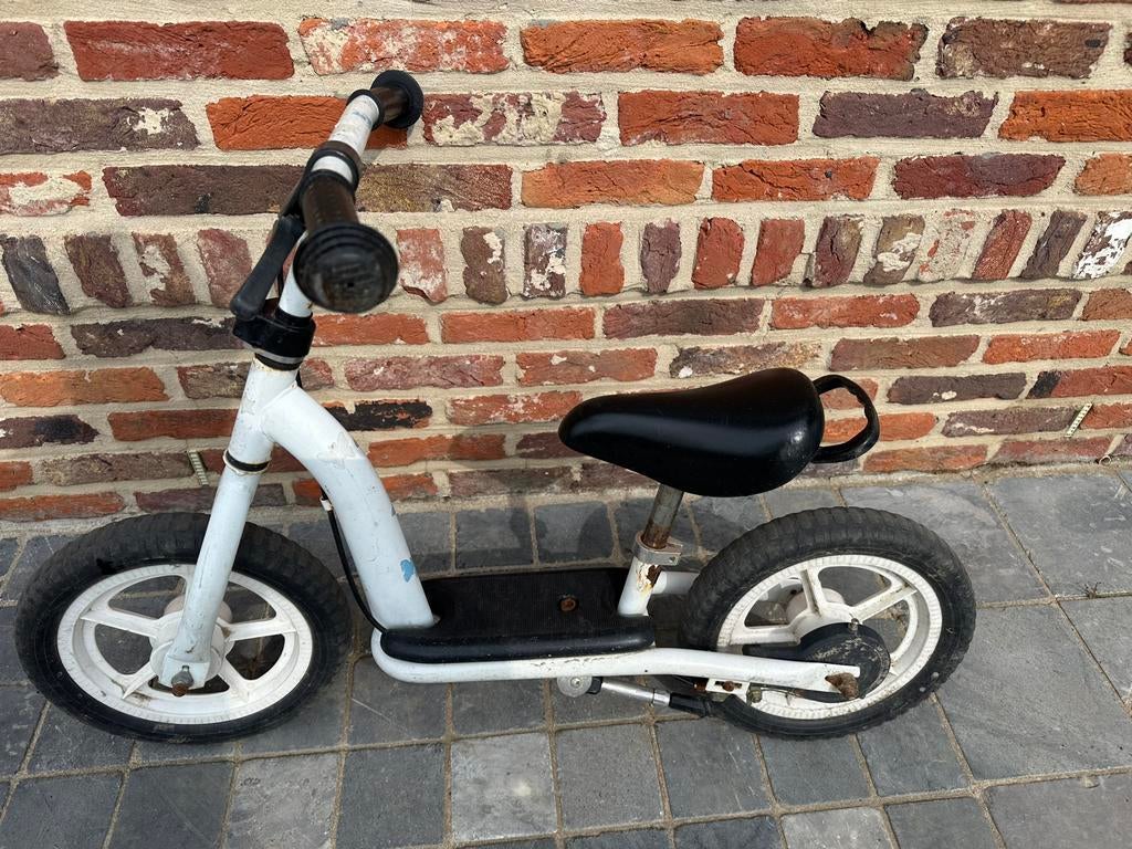 Loopfietsje 2-3j, Kinderen en Baby's, Ophalen of Verzenden, Zo goed als nieuw