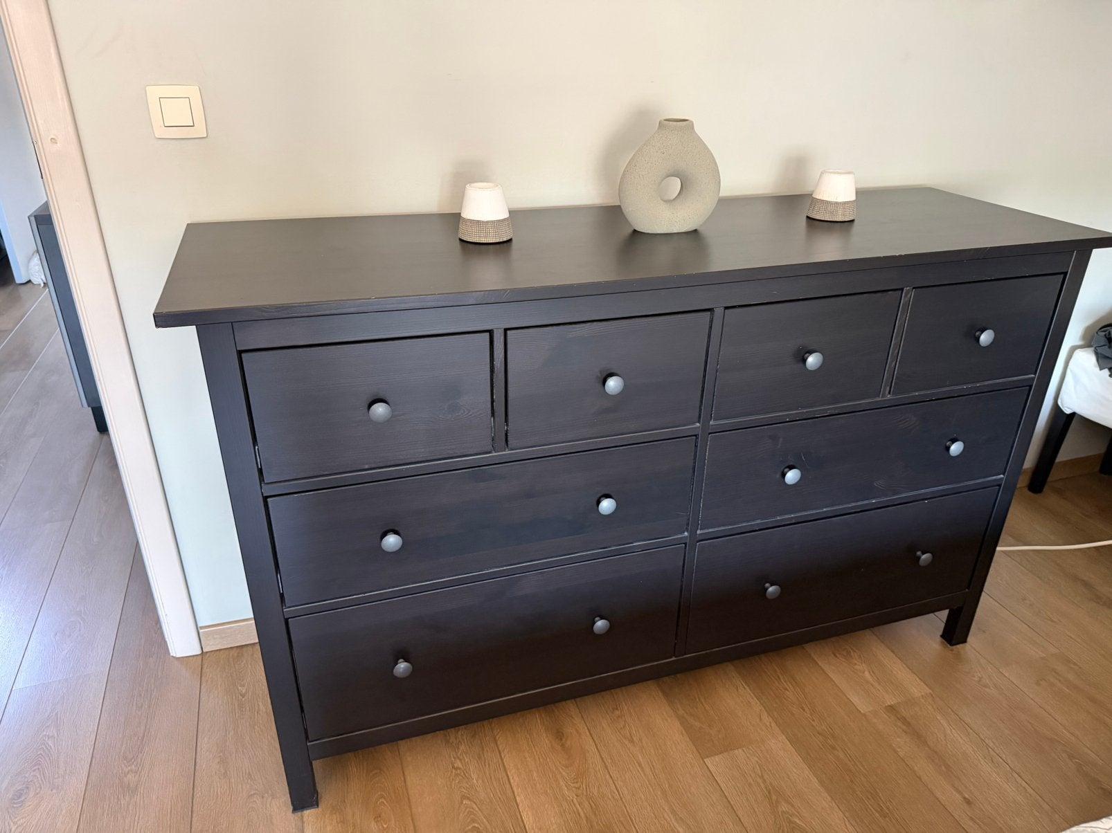 Commode Ikea Hemnes brun noir, Maison & Meubles, Armoires | Commodes, 25 à 50 cm, 5 tiroirs ou plus, Moins de 100 cm, 150 à 200 cm