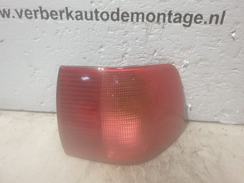 ACHTERLICHT RECHTS BUITEN Audi 80 (B4) (01-1991/12-1995), Auto-onderdelen, Info@audi.de, Audi, Audi AG, Gebruikt