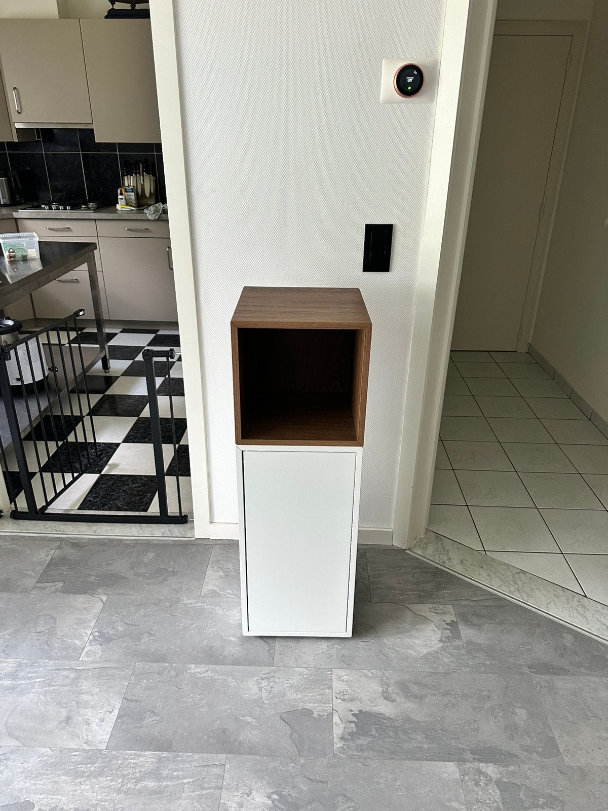 Compact kastje / opbergkast – wit met houtlook, Immo