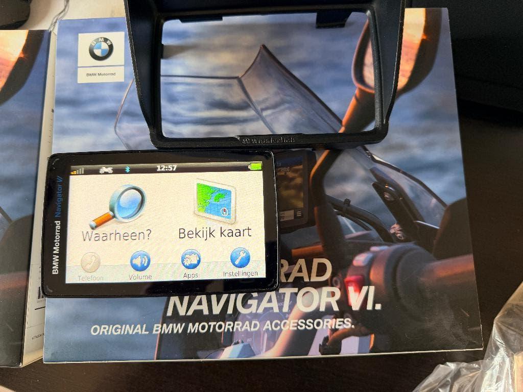 BMW Navigator VI, Motoren, Ophalen, Zo goed als nieuw