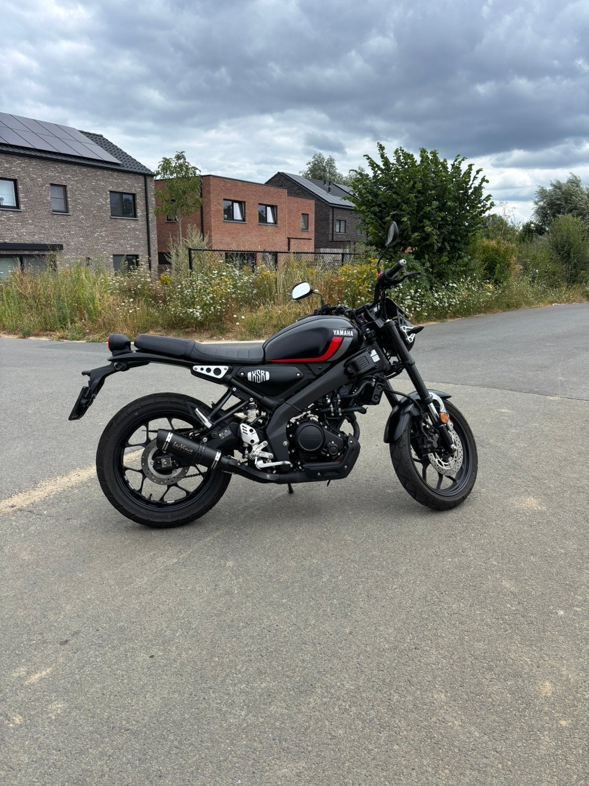 Yamaha XSR125, Particulier, 11 kW of minder, Handgeschakeld, 1 cilinder