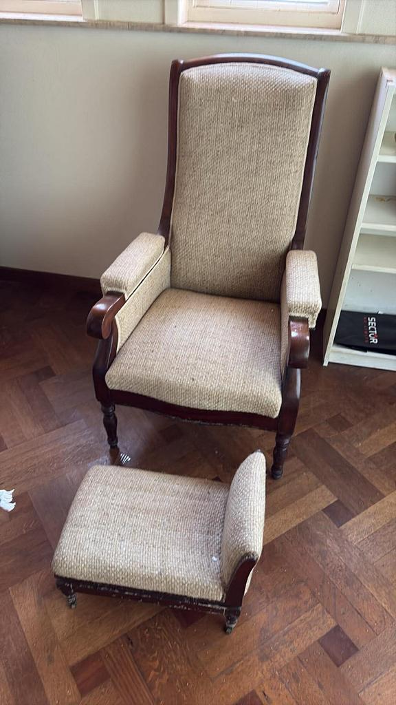 Fauteuil avec repose pied, Enlèvement