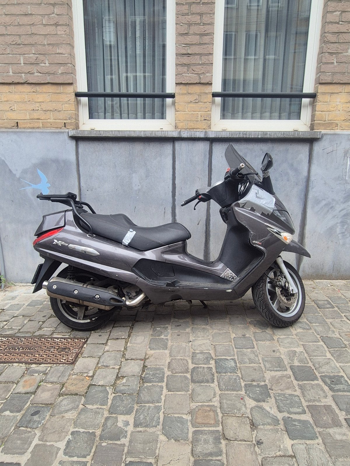 moto piaggio 400cc, Motos, Entreprise