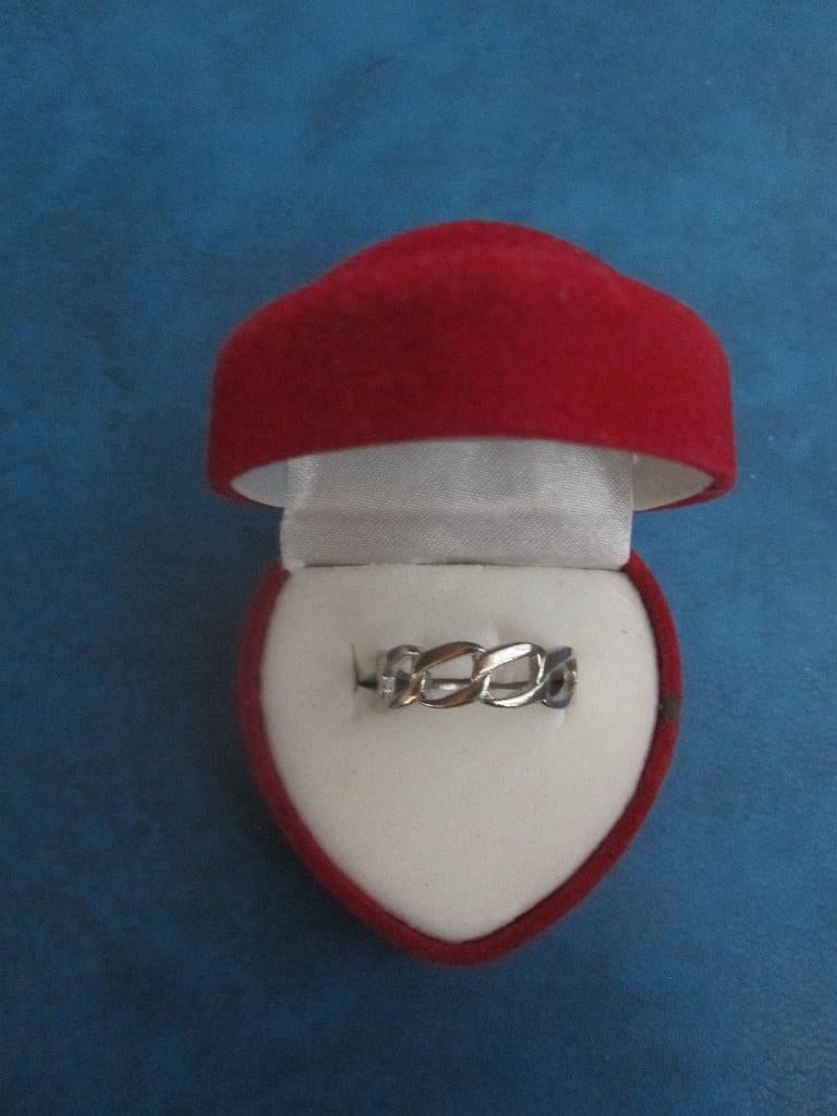 Bague - couleur argentée - motif de chaîne (NOUVEAU), Bijoux, Sacs & Beauté, Bagues, Neuf, Enlèvement ou Envoi, Fer ou Acier, Plus petit que 17