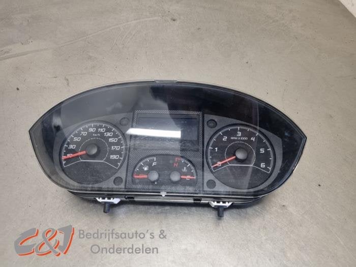 Kilometerteller KM van een Fiat Ducato, Auto-onderdelen, Dashboard en Schakelaars, Gebruikt, -, -, Ophalen of Verzenden