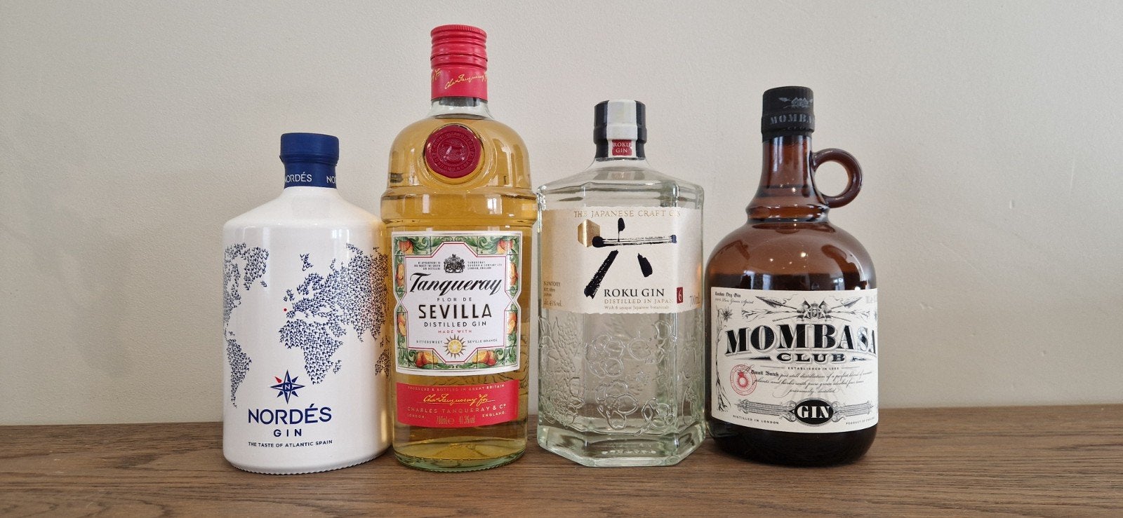 4 flessen gin, Verzamelen, Ophalen of Verzenden