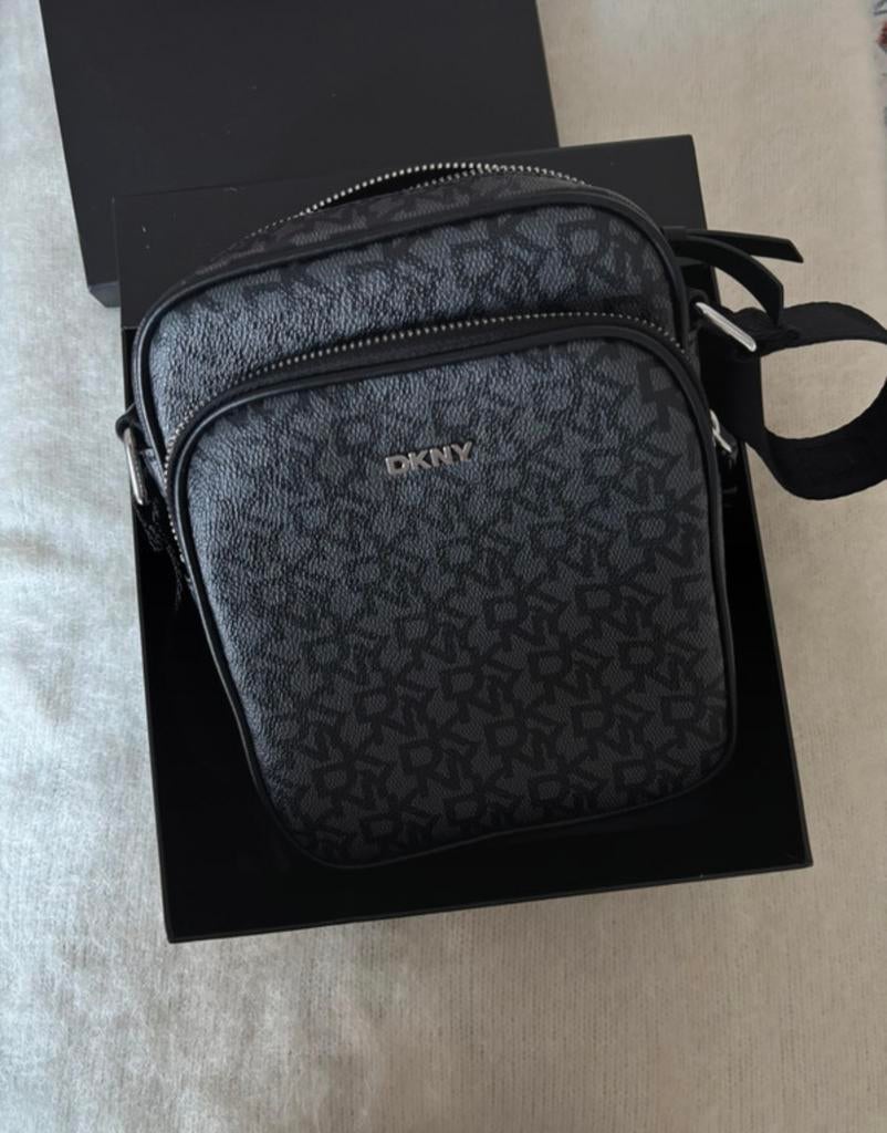 Sac mixte DKNY, Enlèvement, Comme neuf