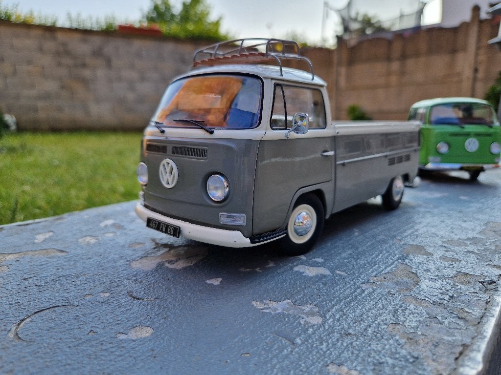 VW T2 Pick Up - Échelle 1/18 - LIMITED - PRIX : 49€, Enlèvement ou Envoi, Neuf, Voiture, Solido