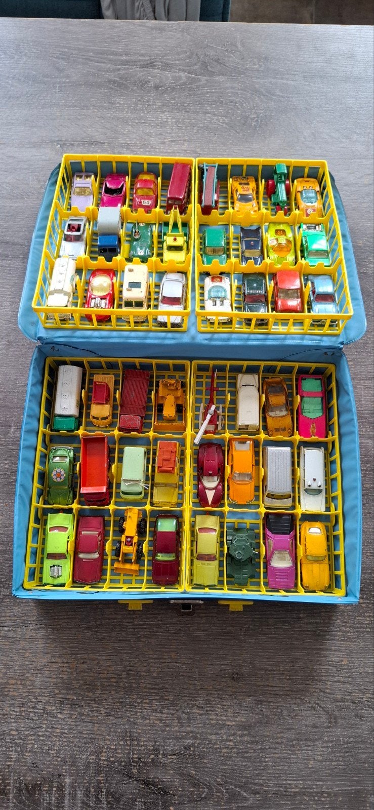 Malette Matchbox Vintage + 48 Voitures Miniatures 1970, Euro, Ophalen, Gebruikt