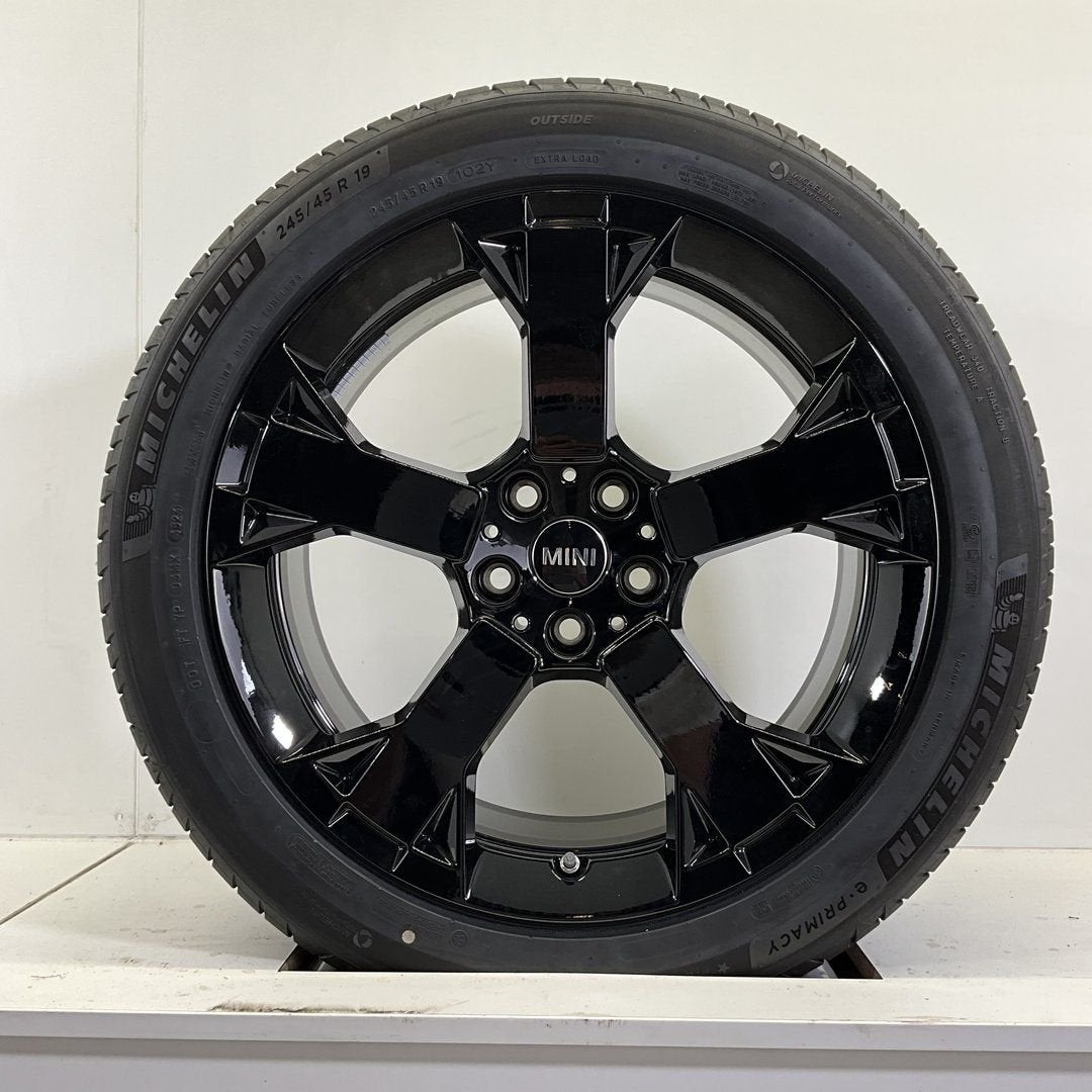 MINI COUNTRYMAN U25 JCW 948 SET VELGEN + ZOMERBANDEN 19 INCH, Auto-onderdelen, 19 inch, -, -, Banden en Velgen