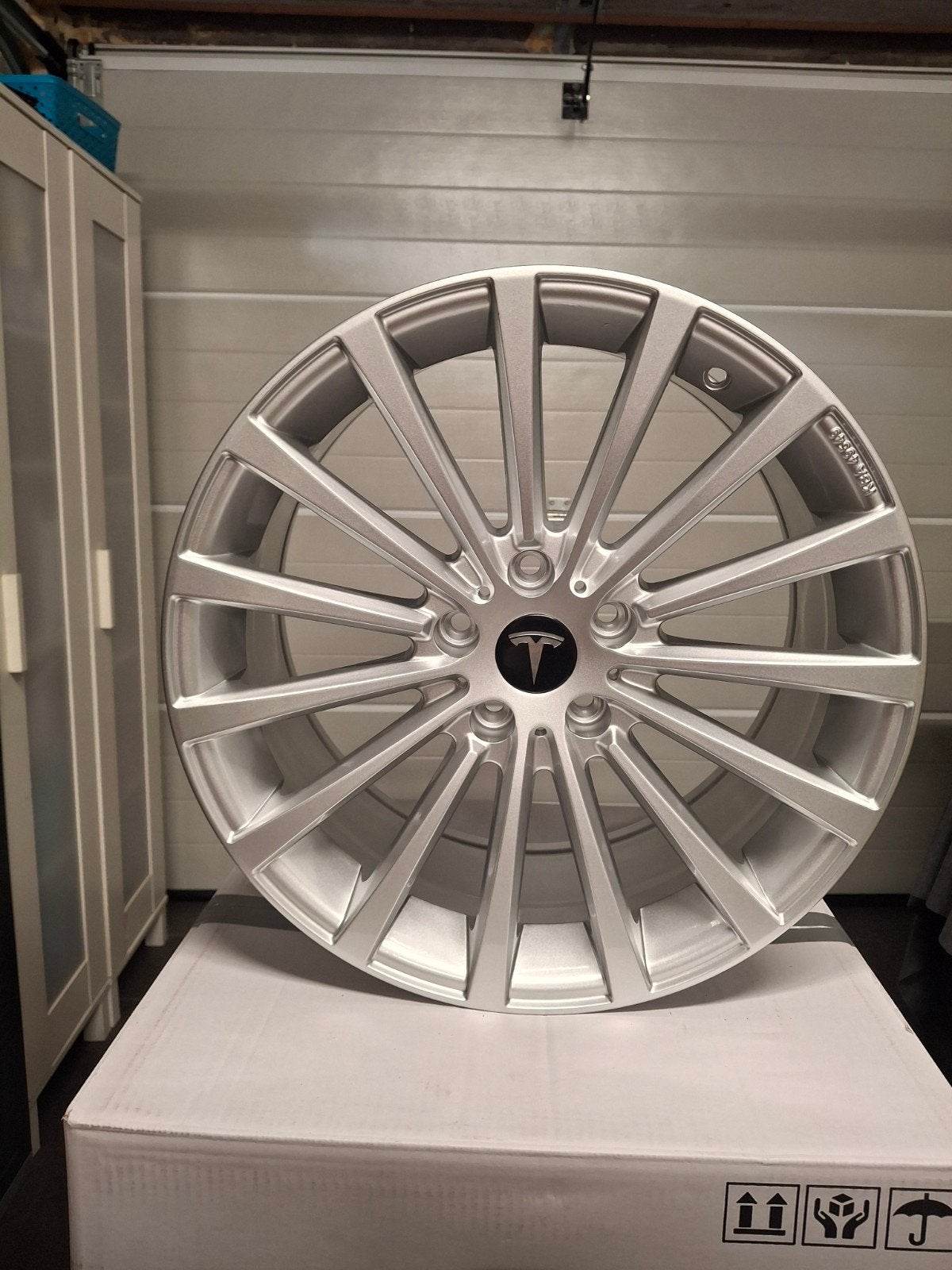 Jantes Tesla Model 3, Autos : Pièces & Accessoires, Pneus & Jantes, Enlèvement, Jante(s)