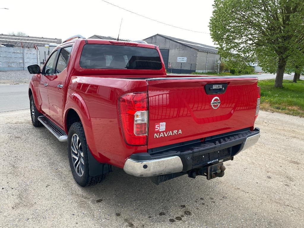 Nissan Navara 2.3 dCi 4WD Tekna / Premium, Entreprise, Boîte manuelle, Entretenue par le concessionnaire, Noir