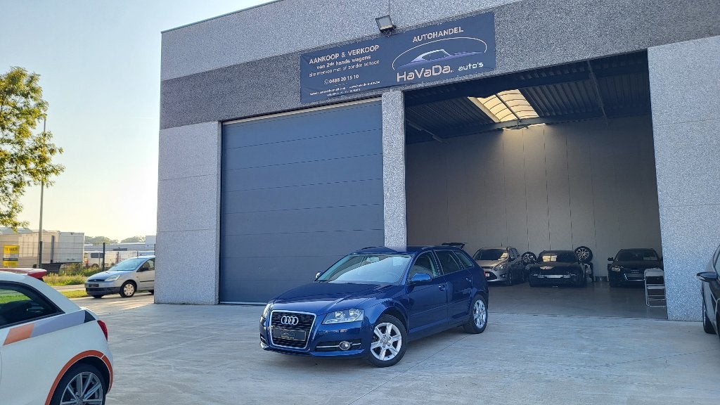 Audi A3 1.2 Benzine Euro 5 van 2010 met 163.000 km GEKEURD, Auto's, Voorwielaandrijving, Stof, 4 cilinders, Blauw