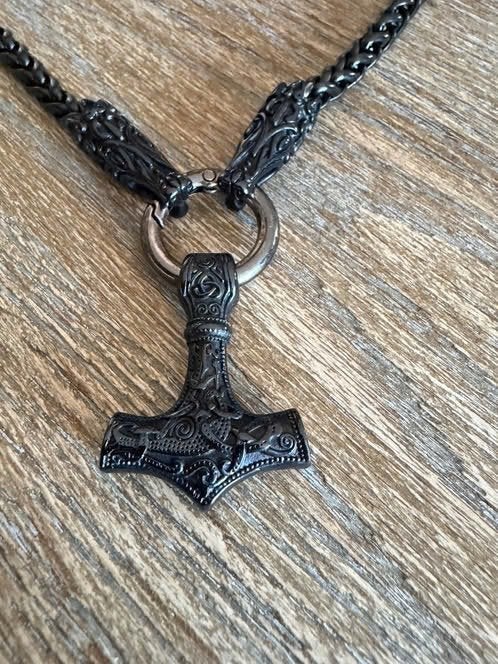 Stalen Ketting met Thors Hamer Nieuw!, Zwart, Nieuw, Ophalen of Verzenden, Overige materialen