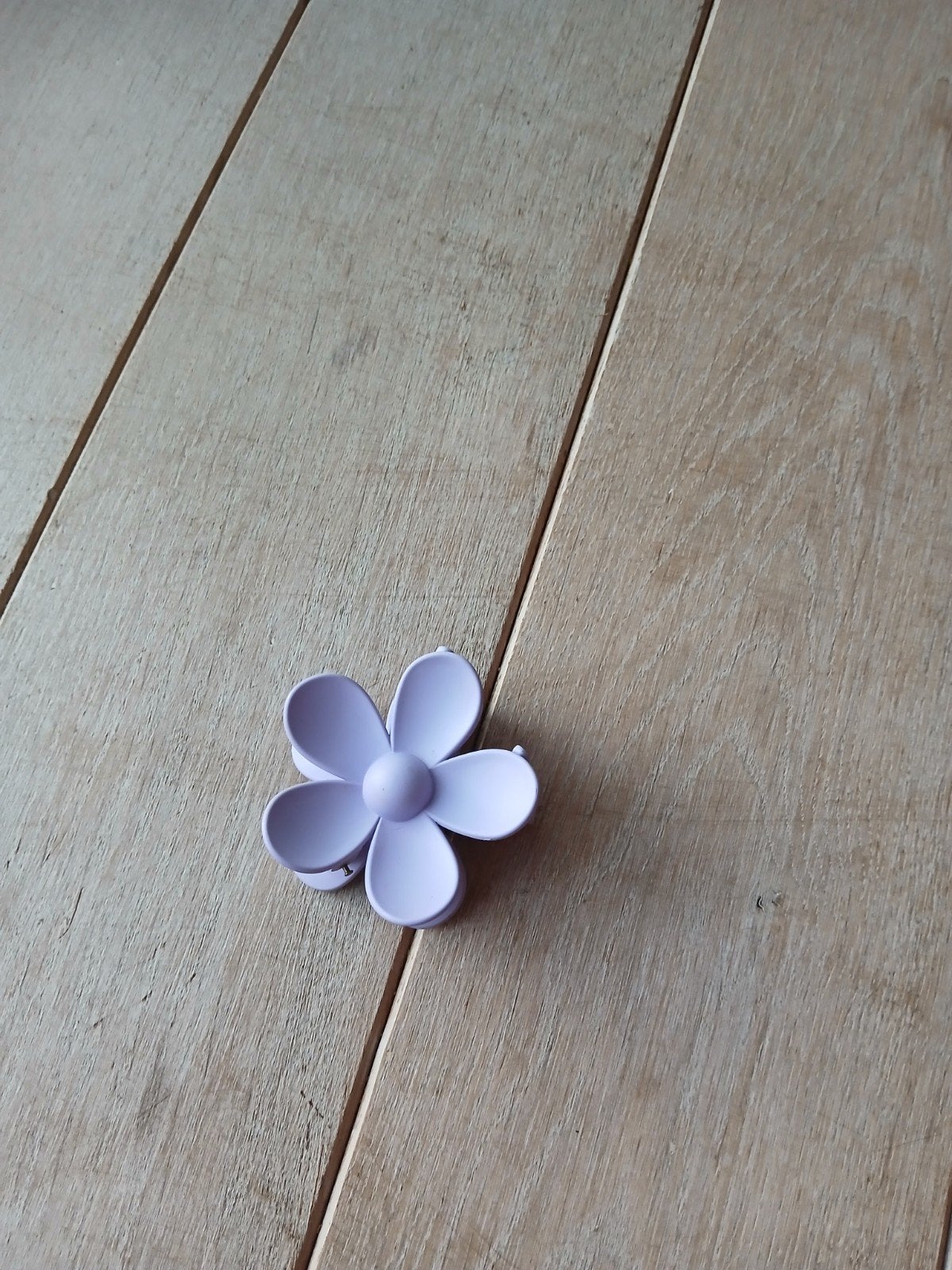 Belle pince à cheveux violette à vendre, Enlèvement ou Envoi