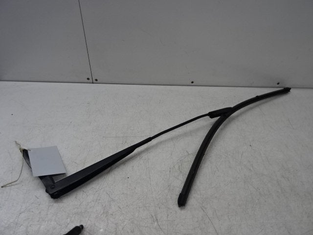 BRAS ESSUIE GLACE AVANT GAUCHE Megane III Berline (BZ), Utilisé, Renault