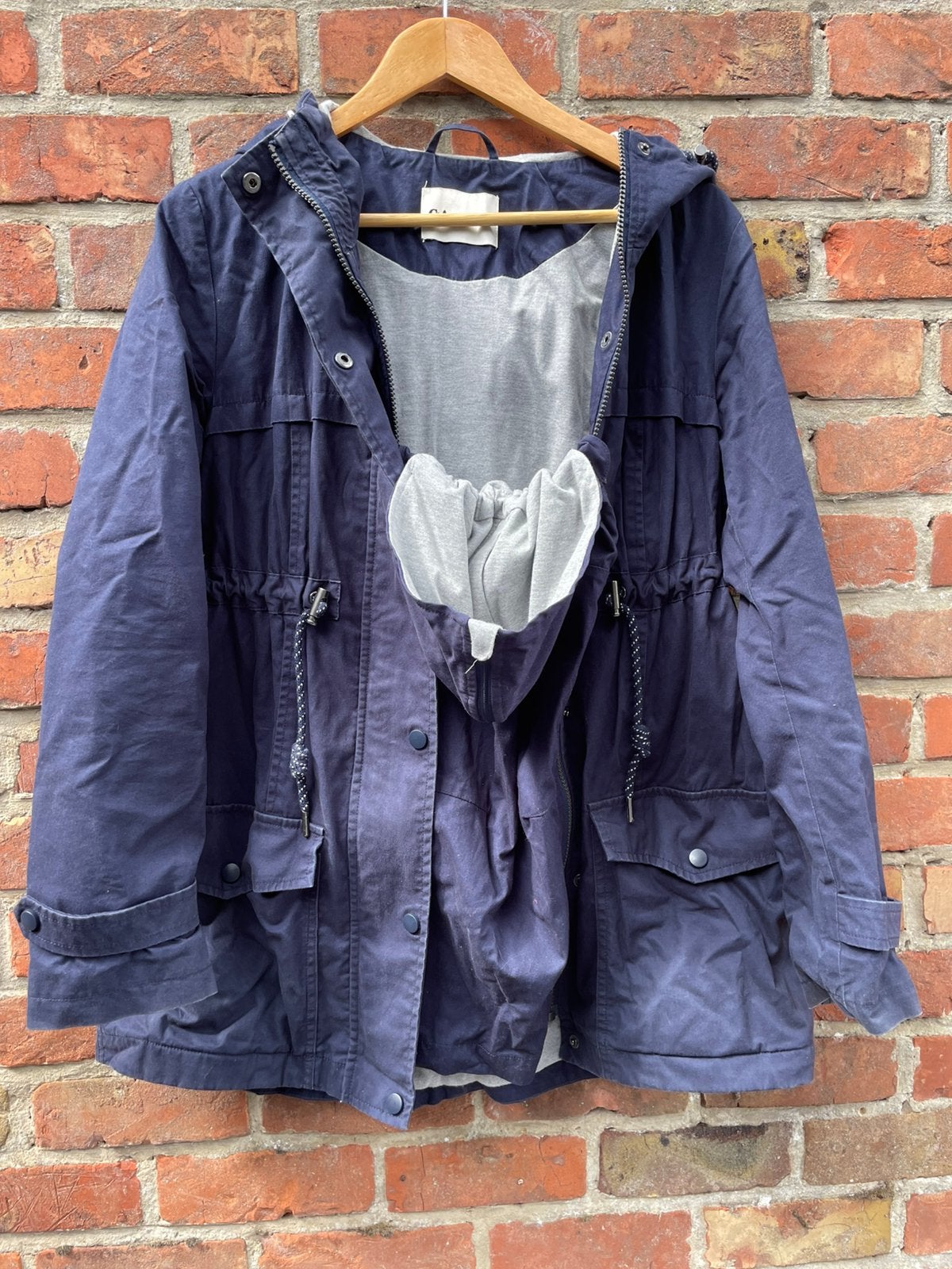 C&A mama - blauwe draagjas/zwangerschapsjas maat 34, Vêtements | Femmes, Vêtements de grossesse, Pull ou Veste, Comme neuf, Enlèvement