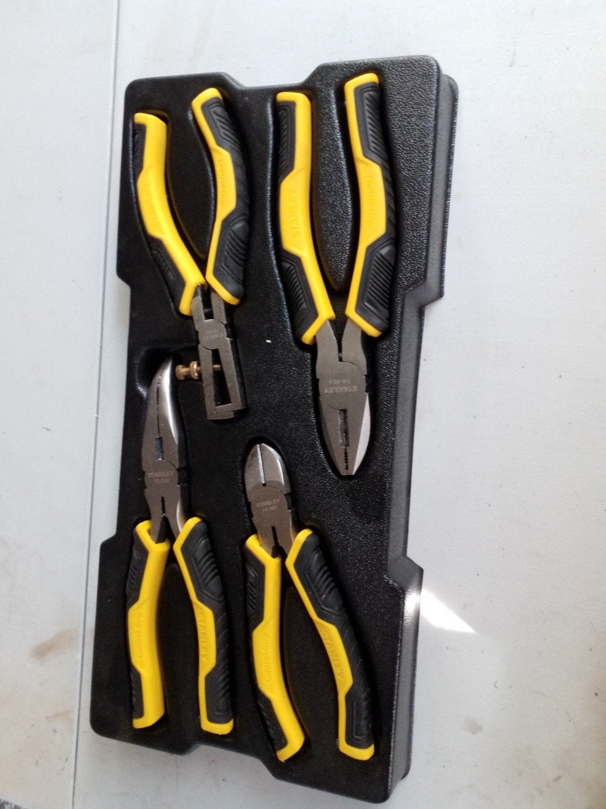 set de 4 pinces stanley module pour  desserte, Enlèvement, Stanley
