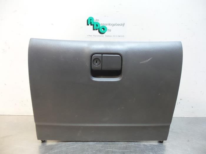 Boîte à gants d'un Mazda Premacy (Premacy 98-), -, Mazda, Utilisé, -