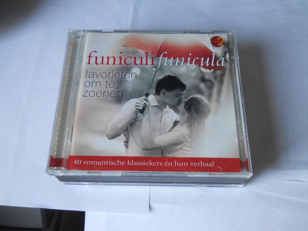 2 CD S - RADIO 2 - FUNICULI FUNICULA - FAVORIS À ÉCOUTER, CD & DVD, Enlèvement ou Envoi, Premier pressage, Comme neuf, Compilation